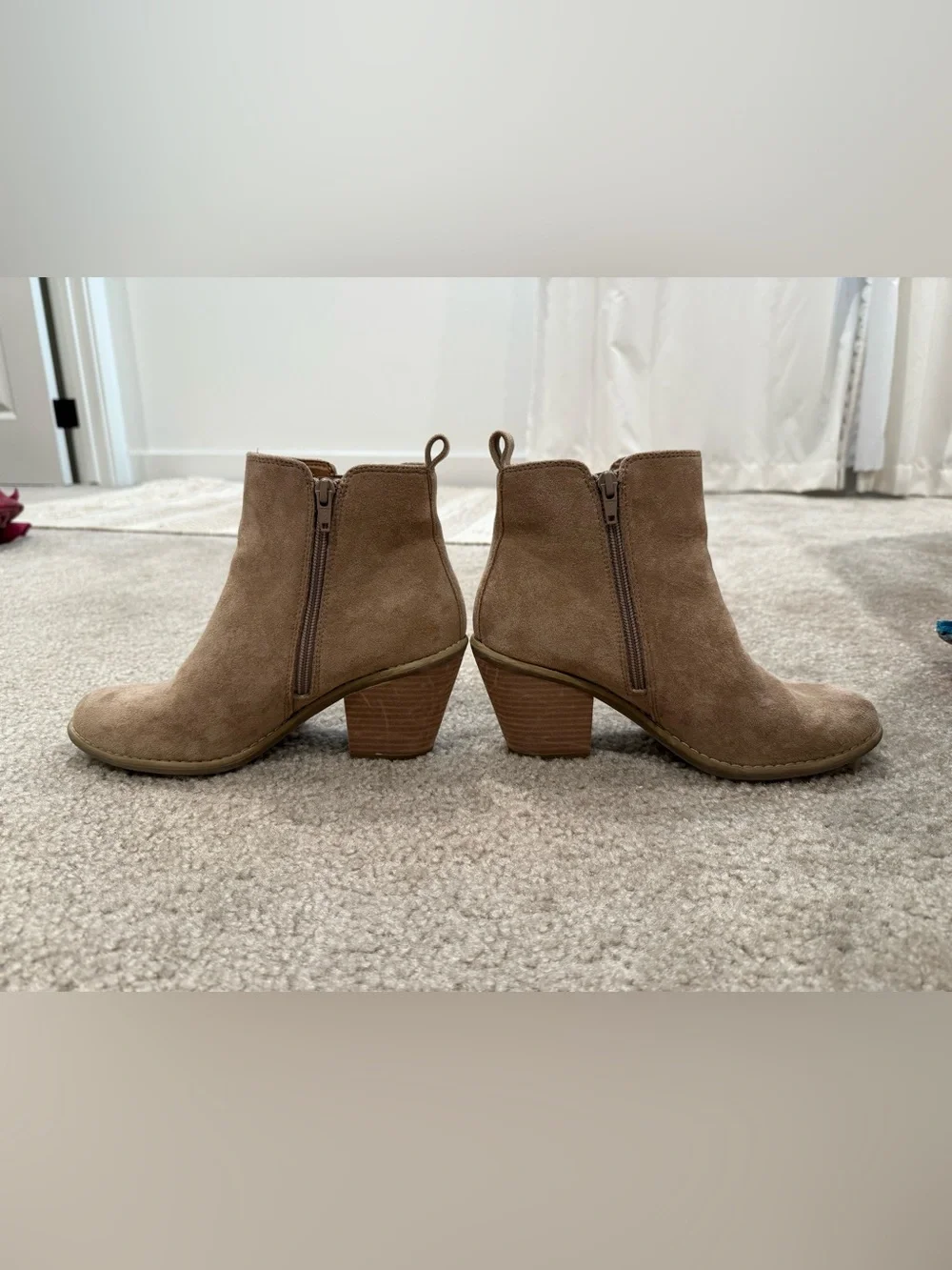 Eurosoft Suede Ankle Booties in Taupe size 8